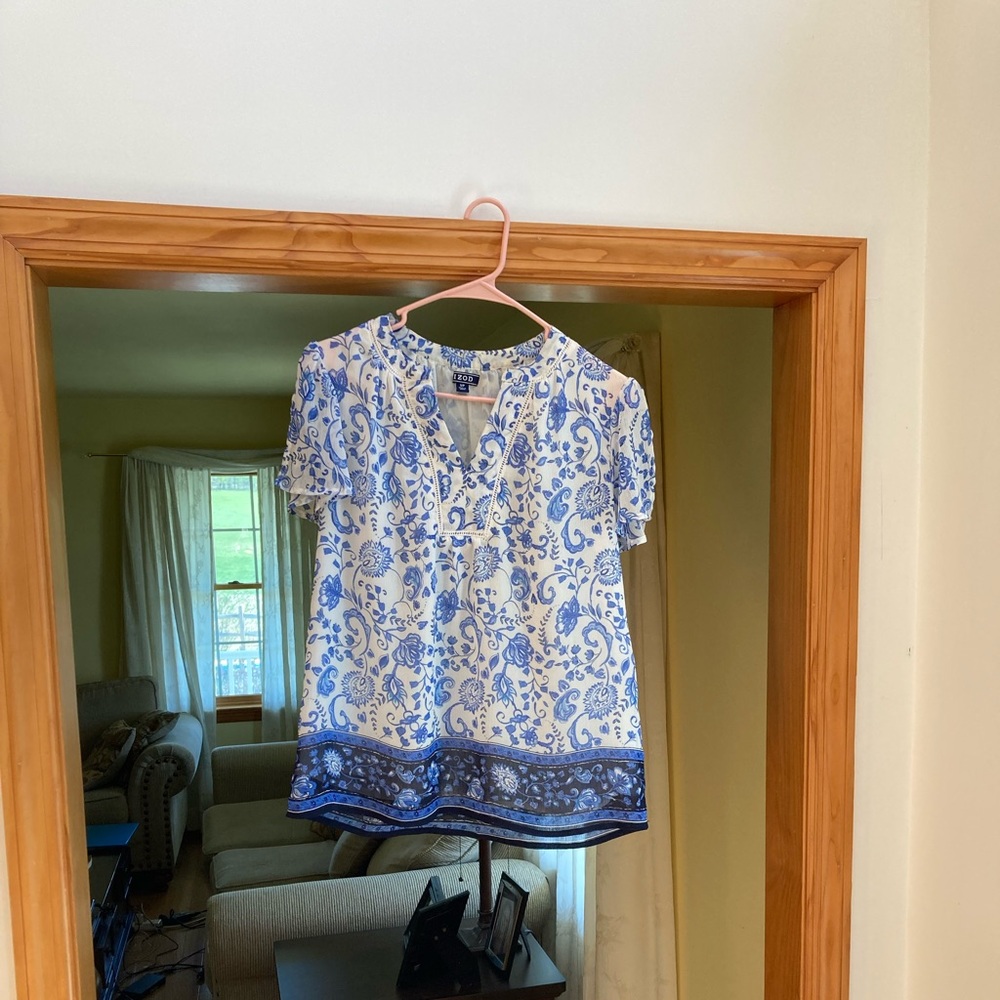 Izod top